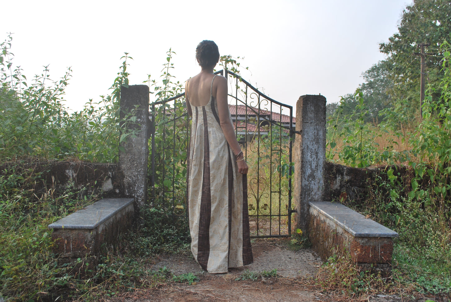 'a wander in charao' dress