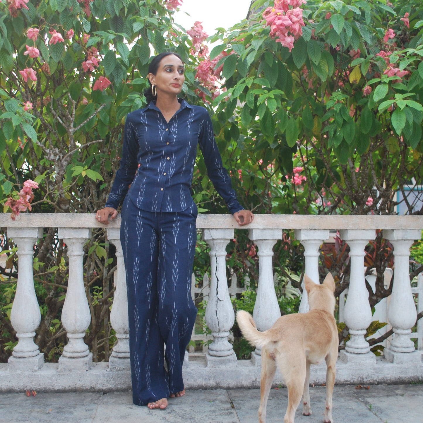 'midnight in assagao' fitted ikat shirt