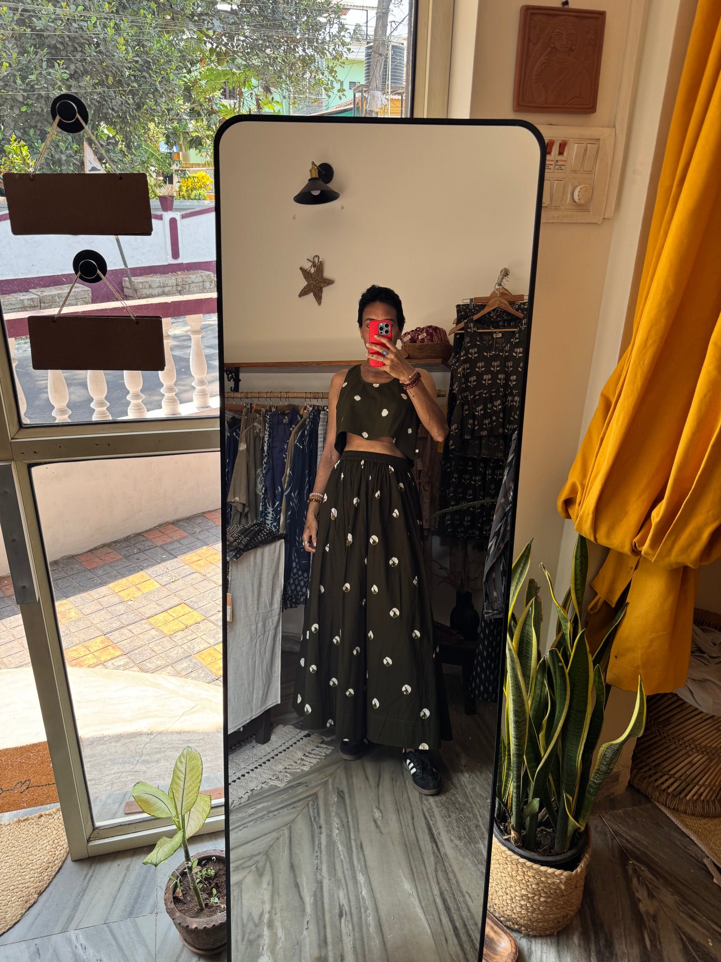 'morjim comfy crop' in 'raindrops'